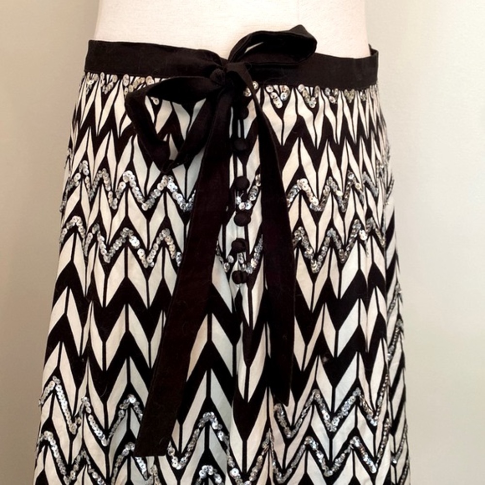 BCBGMaxAzria Black Cream Sequin Chevron S Whimsigoth Boho Glam Retro Chic Skirt - Picture 4 of 13